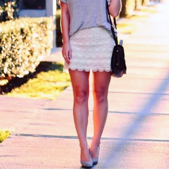 NWT Club Monaco Ivory Scalloped Lace ‘Jayne’ Mini Skirt Size 8 - Picture 4 of 14